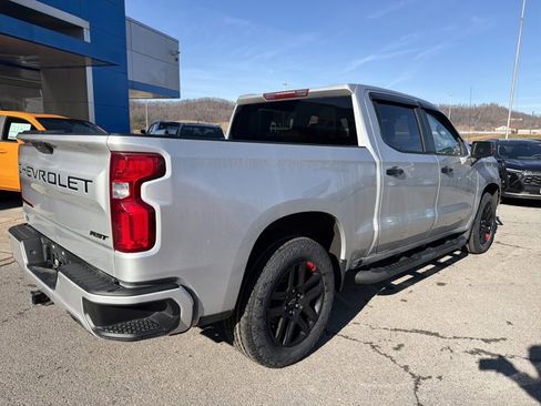 Used 2022 Chevrolet Silverado 1500 RST w/ Redline Edition image 4
