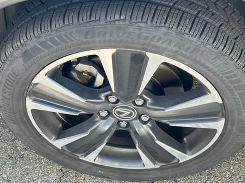 Used 2021 Lexus UX 200 w/ Accessory Package (Z1) FWD image 10