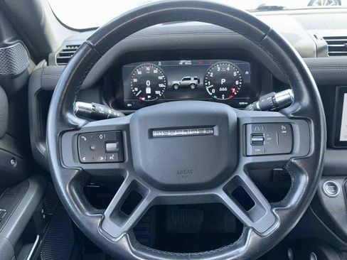 Used 2022 Land Rover Defender 90 X-Dynamic S AWD/4WD image 34