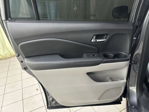 Used 2017 Honda Pilot EX-L image 37