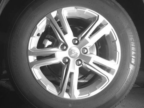 Used 2024 GMC Terrain SLE FWD image 14