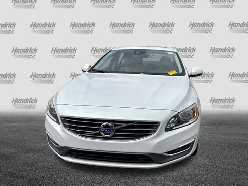 Used 2018 Volvo S60 T5 Inscription image 7
