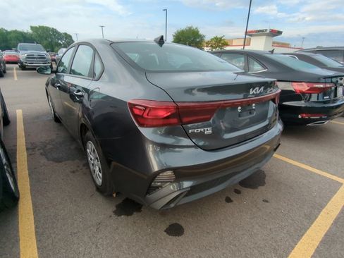 Used 2024 Kia Forte LX FWD image 4