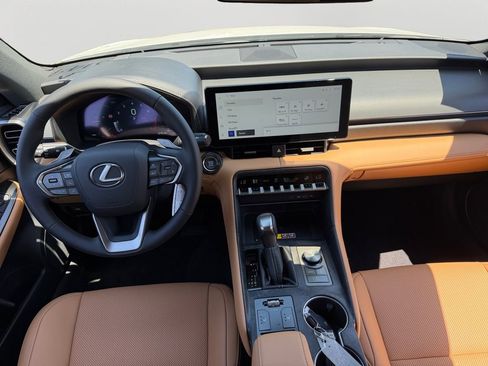 New 2026 Lexus IS 350 F Sport AWD/4WD image 9