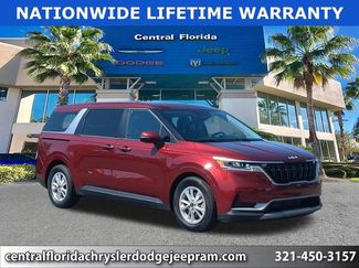 Used 2024 Kia Carnival LX video 1