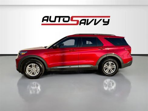 Used 2022 Ford Explorer XLT w/ Class IV Trailer Tow Package image 4