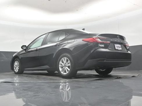 Used 2025 Toyota Camry LE FWD image 54