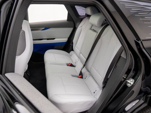 New 2026 Cadillac Optiq Sport 1 image 18