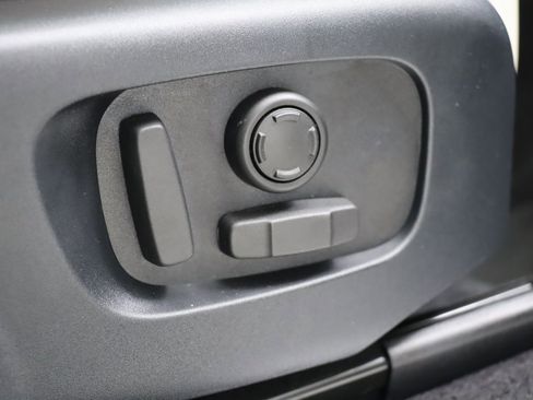 Used 2019 Land Rover Range Rover Sport HSE image 24