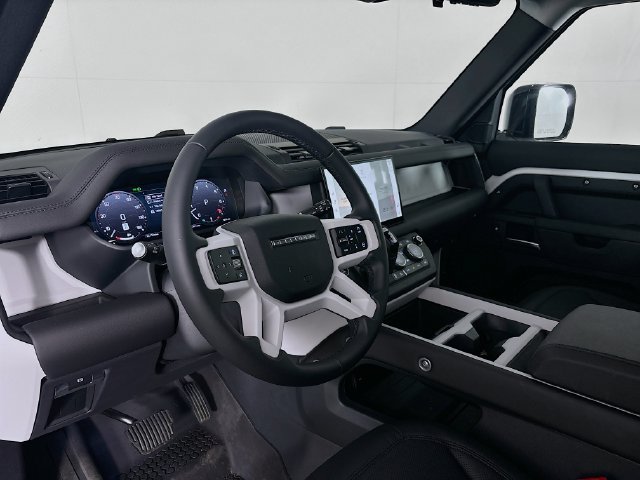 New 2025 Land Rover Defender 110 S AWD/4WD image 9