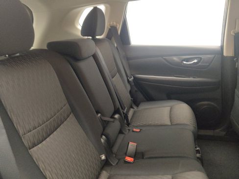 Used 2017 Nissan Rogue S AWD/4WD image 19