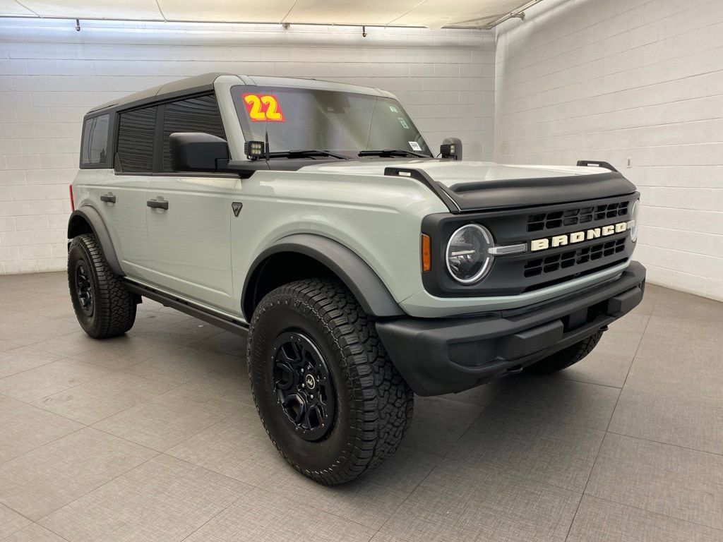 Used 2022 Ford Bronco 4-Door AWD/4WD image 4