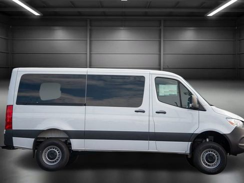 Used 2025 Mercedes-Benz Sprinter 144 Cargo image 6