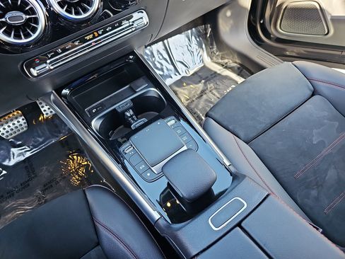 Used 2022 Mercedes-Benz GLA 250 image 24