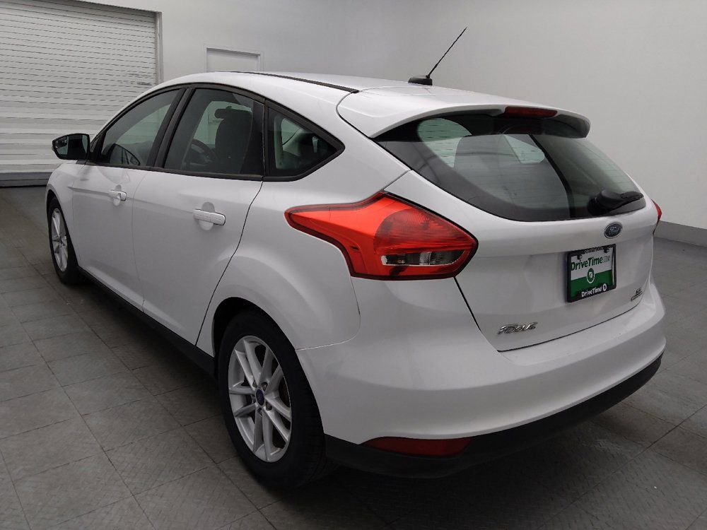 Used 2016 Ford Focus SE FWD image 5