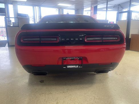 Used 2018 Dodge Challenger SRT Hellcat image 7