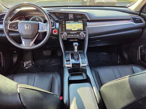 Used 2016 Honda Civic Touring image 12