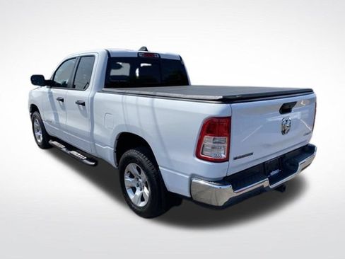Used 2024 RAM 1500 Big Horn AWD/4WD image 3