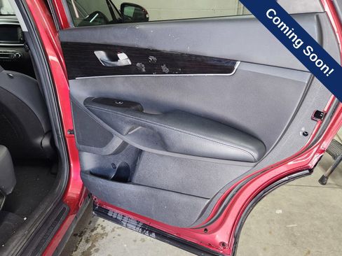 Used 2019 Kia Sorento LX image 20