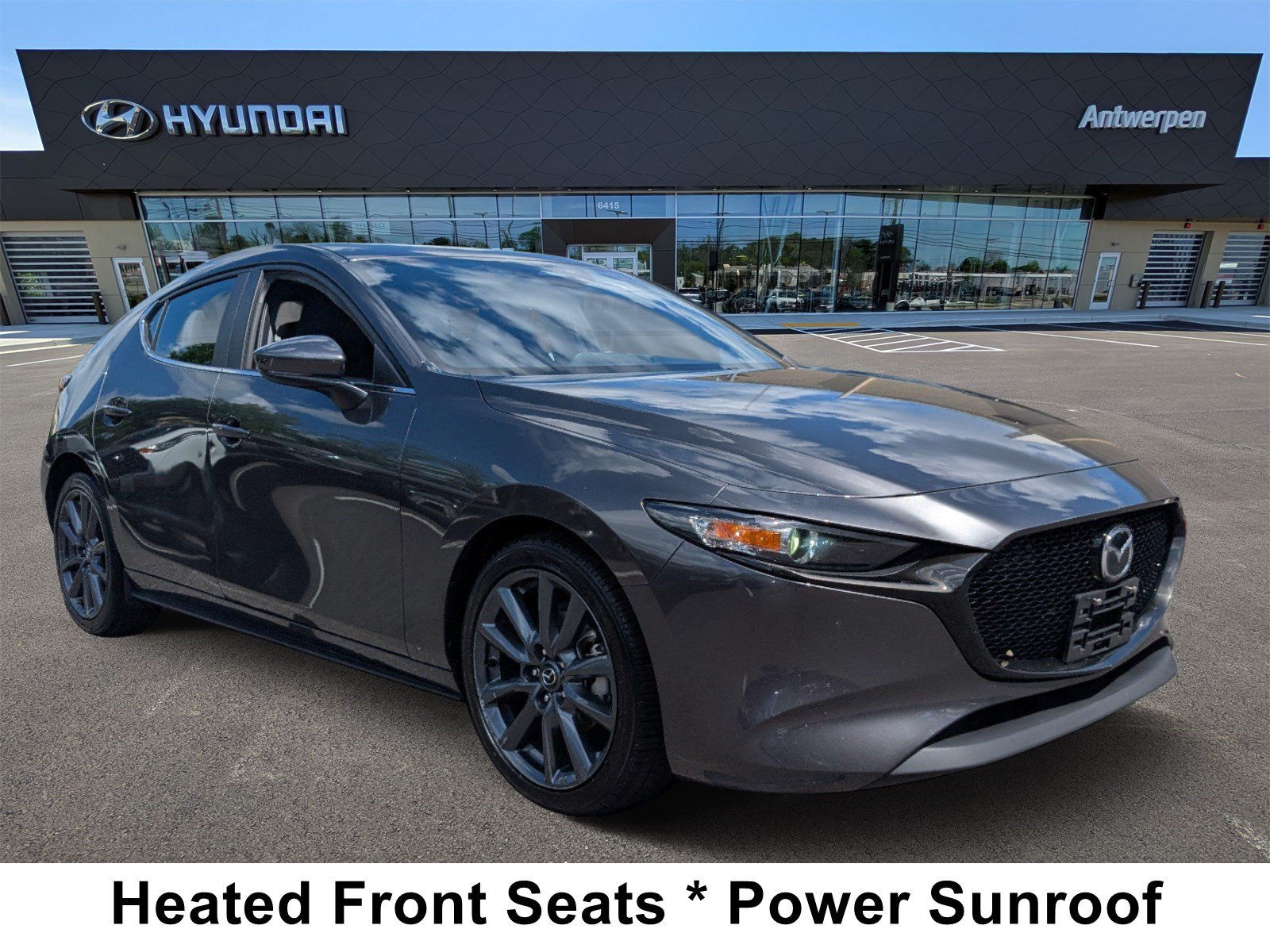 Used 2024 MAZDA MAZDA3 s FWD image 1