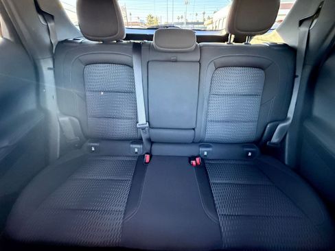 Used 2025 Chevrolet Equinox LT image 36