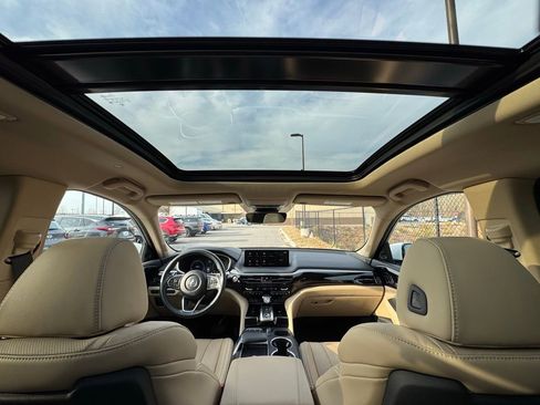 Used 2023 Acura MDX FWD w/ Technology Package image 3