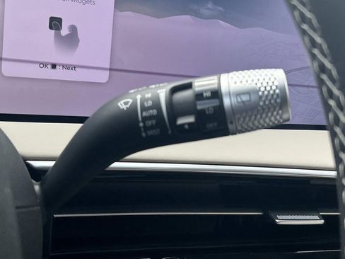 New 2026 Genesis GV70 2.5T Select image 32