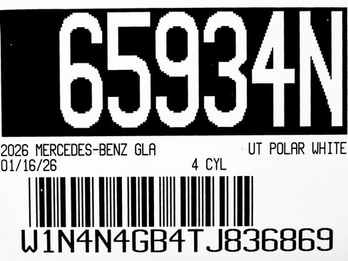 New 2026 Mercedes-Benz GLA 250 image 25