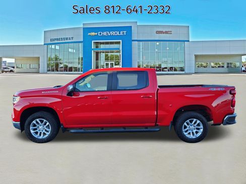 Used 2024 Chevrolet Silverado 1500 LT image 4