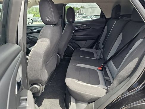 Used 2026 Chevrolet TrailBlazer LT FWD image 31