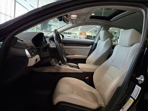 Used 2018 Honda Accord EX-L image 12