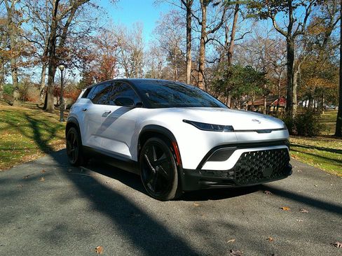 Used 2023 Fisker Ocean One image 3