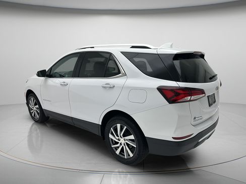 Used 2024 Chevrolet Equinox Premier AWD/4WD image 7