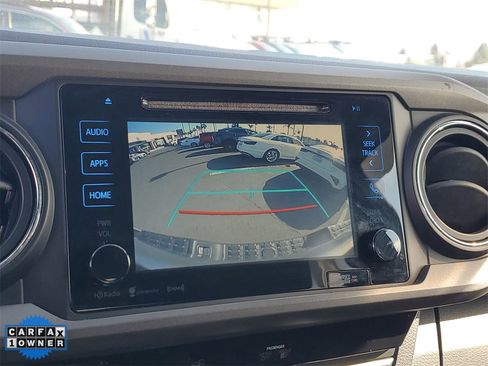 Used 2017 Toyota Tacoma 4x4 Double Cab image 26