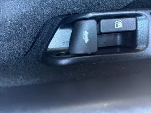 Used 2013 Toyota Camry SE image 21