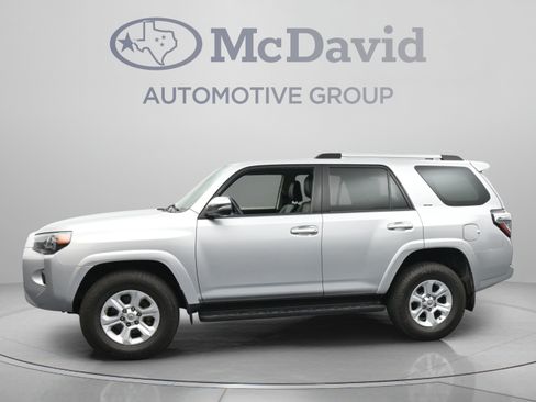 Used 2021 Toyota 4Runner SR5 Premium AWD/4WD image 5