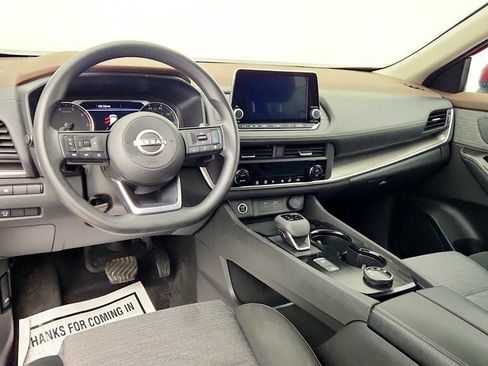 Used 2023 Nissan Rogue SV AWD/4WD image 13