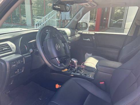 Used 2022 Toyota 4Runner TRD Off-Road Premium w/ Moonroof Package AWD/4WD image 15