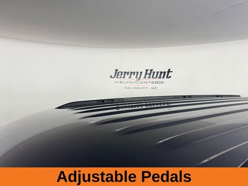 Used 2024 Jeep Wagoneer L Series II w/ Flexible Seating Group image 14