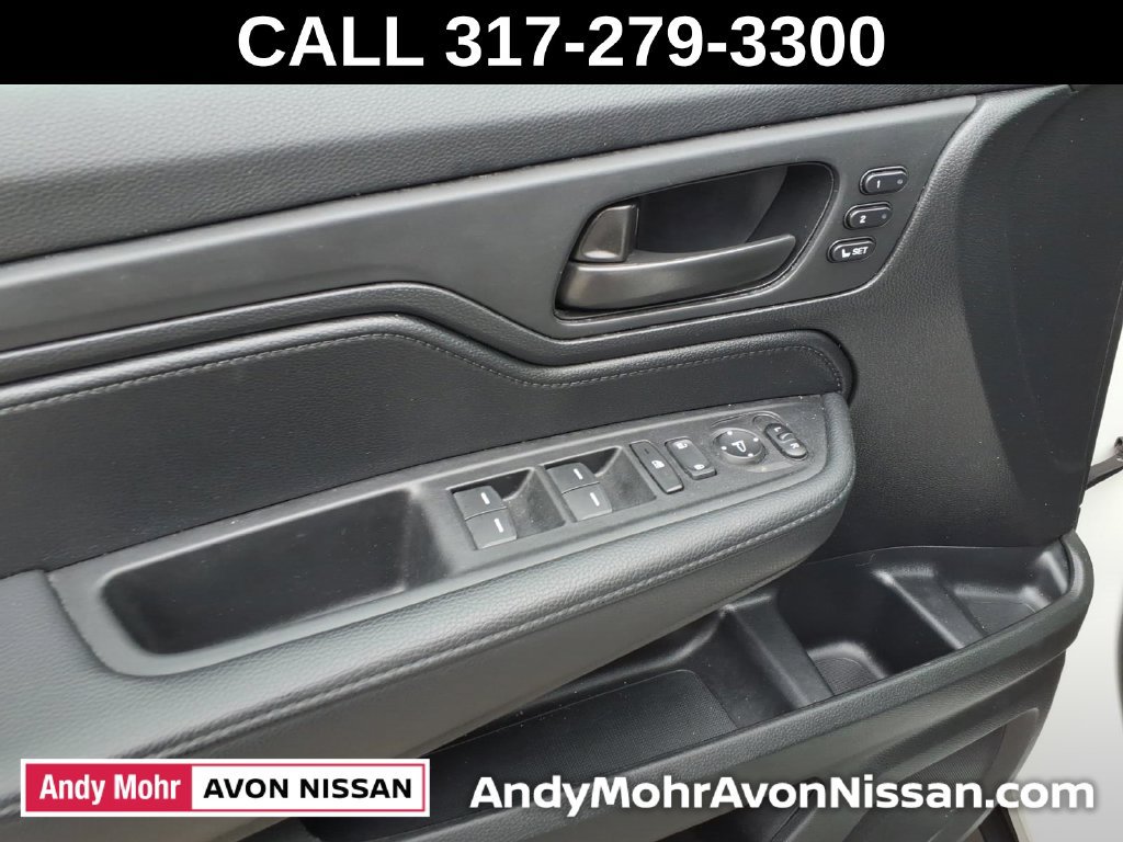 Used 2025 Honda Odyssey EX-L image 16
