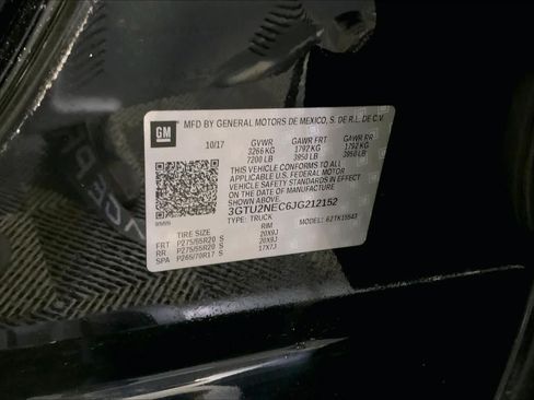 Used 2018 GMC Sierra 1500 SLT AWD/4WD image 35