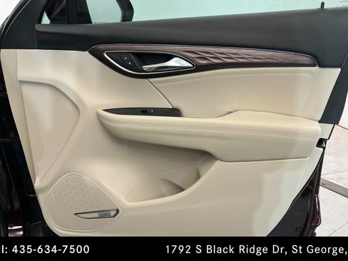 Used 2023 Buick Envision Avenir image 23