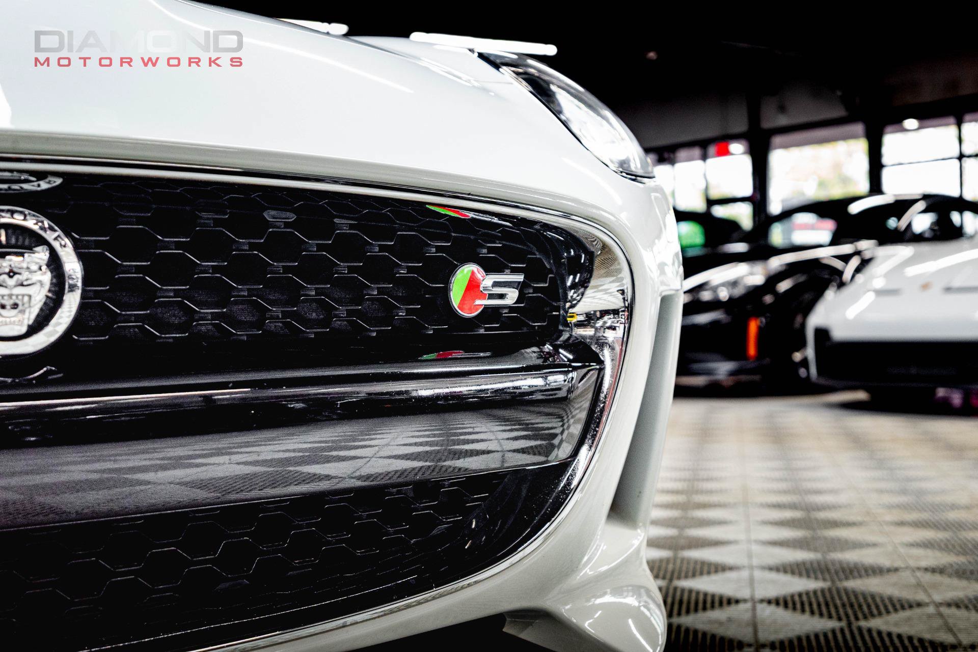 Used 2014 Jaguar F-TYPE S RWD image 5