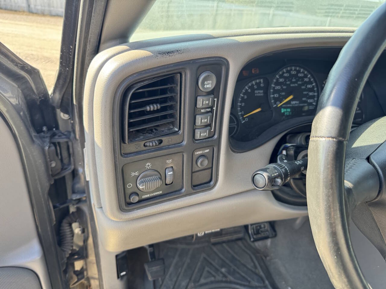 Used 2000 Chevrolet Silverado 1500 LS w/ Off-Road Chassis Pkg AWD/4WD image 33