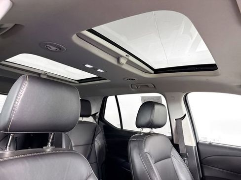 Used 2018 Chevrolet Traverse LT w/ LPO, Cargo Package AWD/4WD image 10