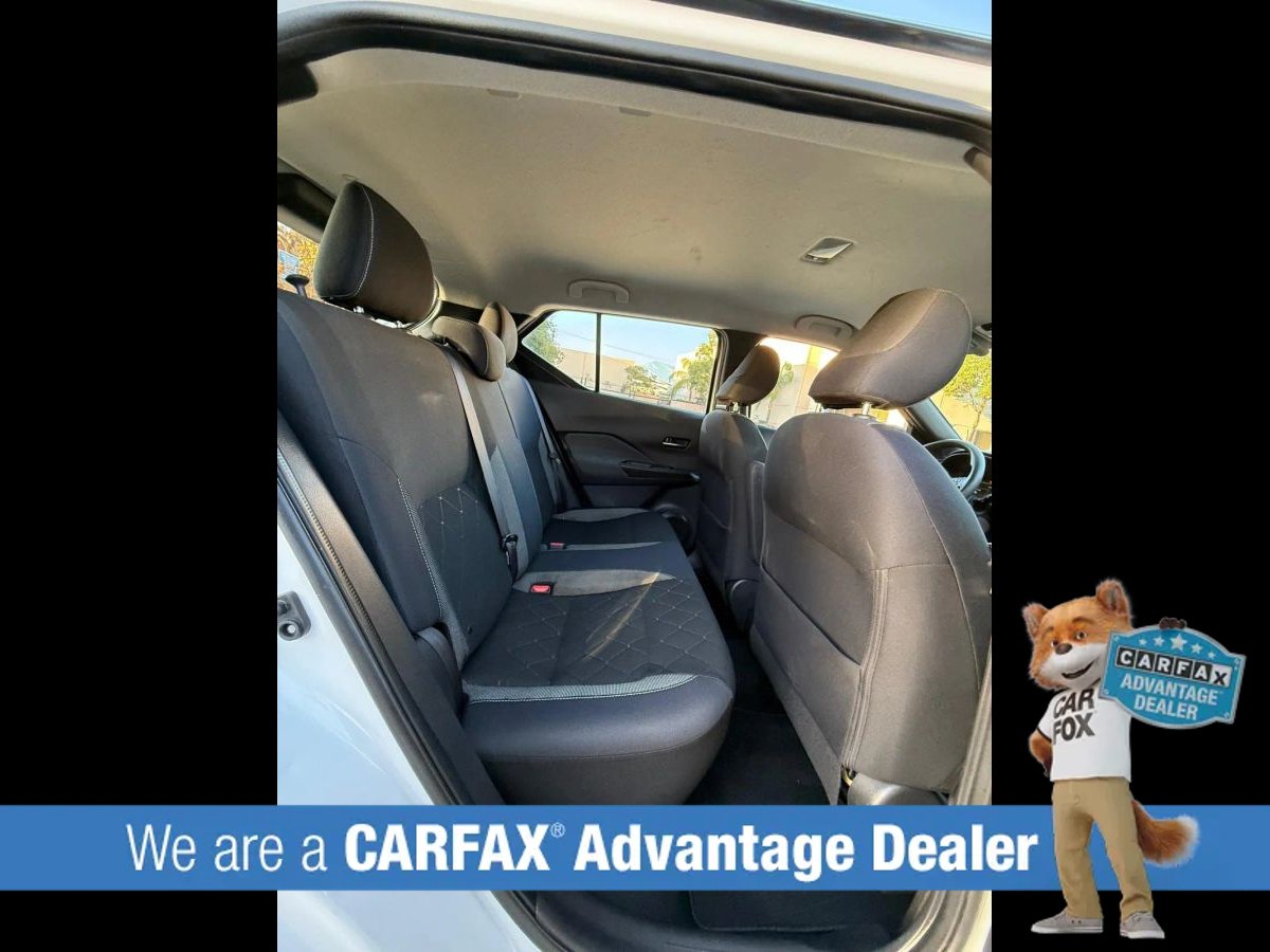 Used 2018 Nissan Kicks SV FWD image 40