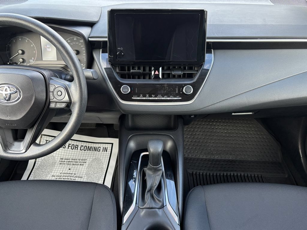 Used 2024 Toyota Corolla LE FWD image 16