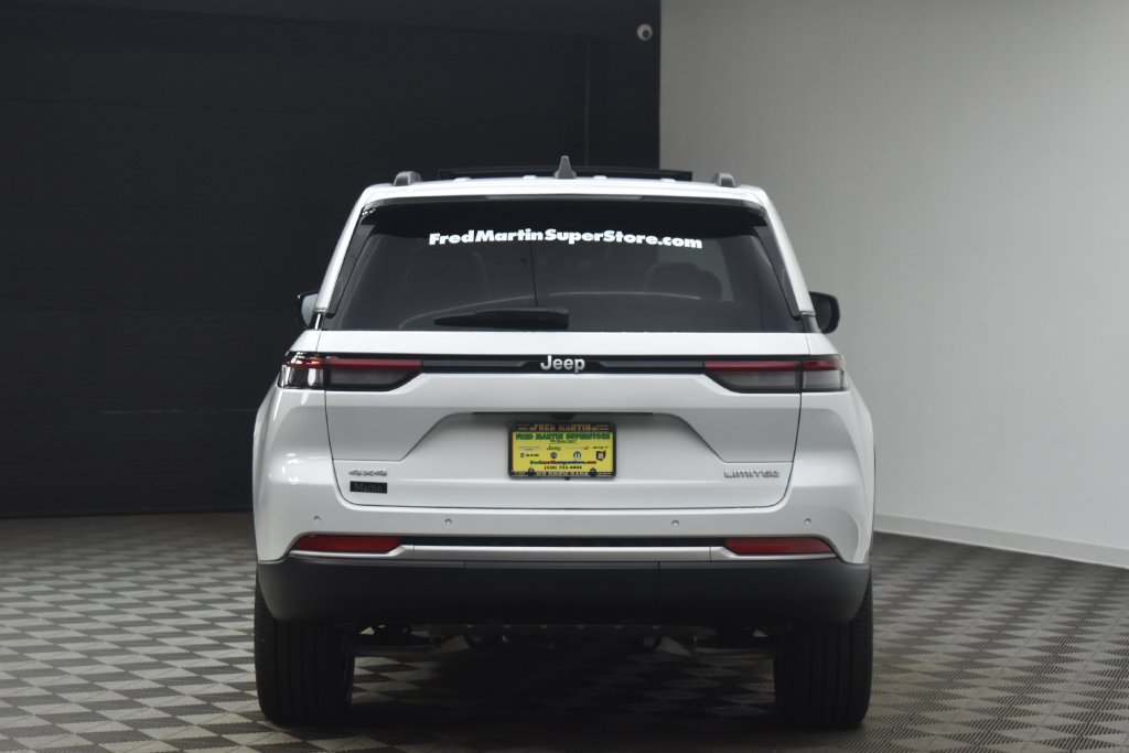 New 2027 Jeep Grand Cherokee Limited AWD/4WD image 11