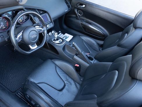 Used 2011 Audi R8 V10 image 14