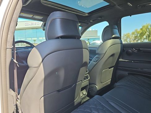 Certified 2026 Genesis GV80 3.5T Prestige AWD/4WD image 16